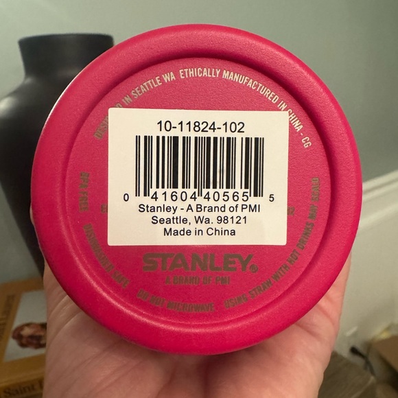 Stanley Pink Quencher H2.0 Tumbler - Picture 5 of 8